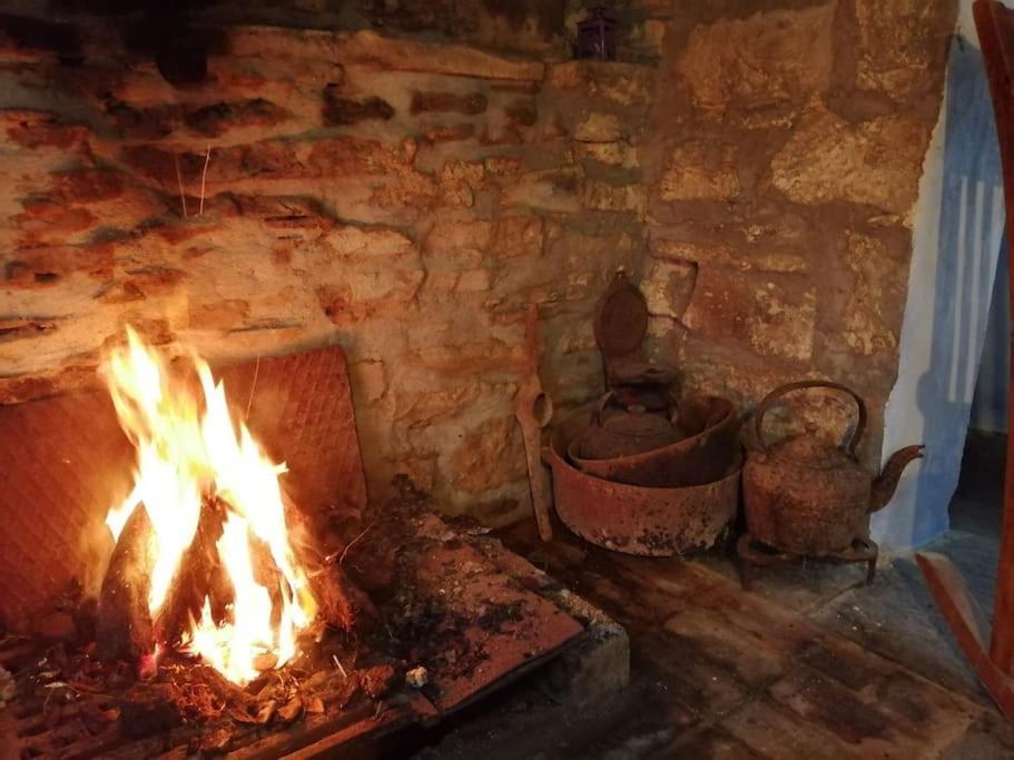 Вілла -Going Back In Time- 200 Year Old Farmhouse Creegh Екстер'єр фото